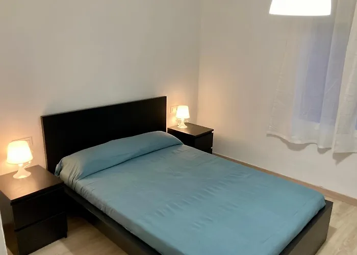 Julian Tatil Evi L' Escala